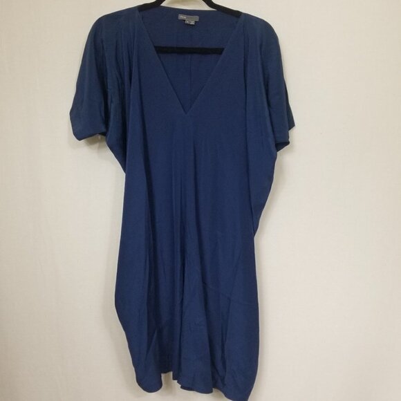 Vince Dresses & Skirts - Vince Silk Dress